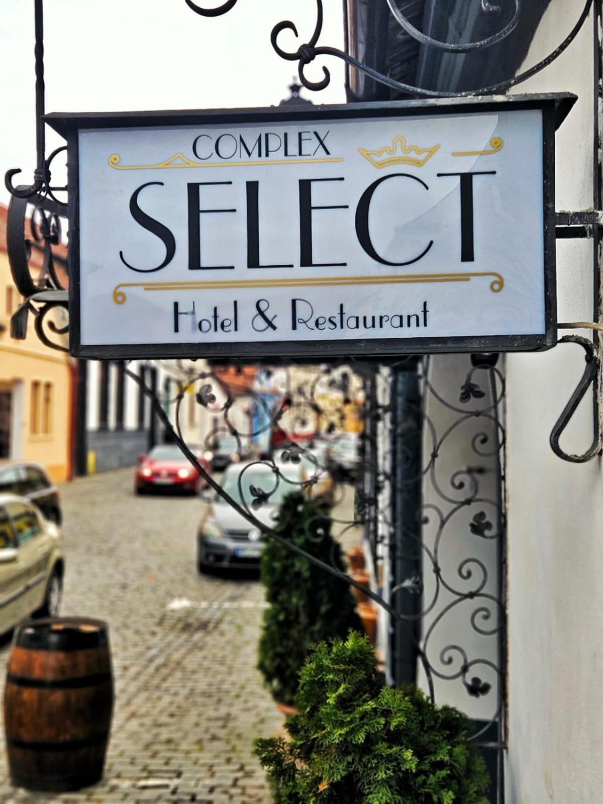 Complex Select Hotel Medias Luaran gambar
