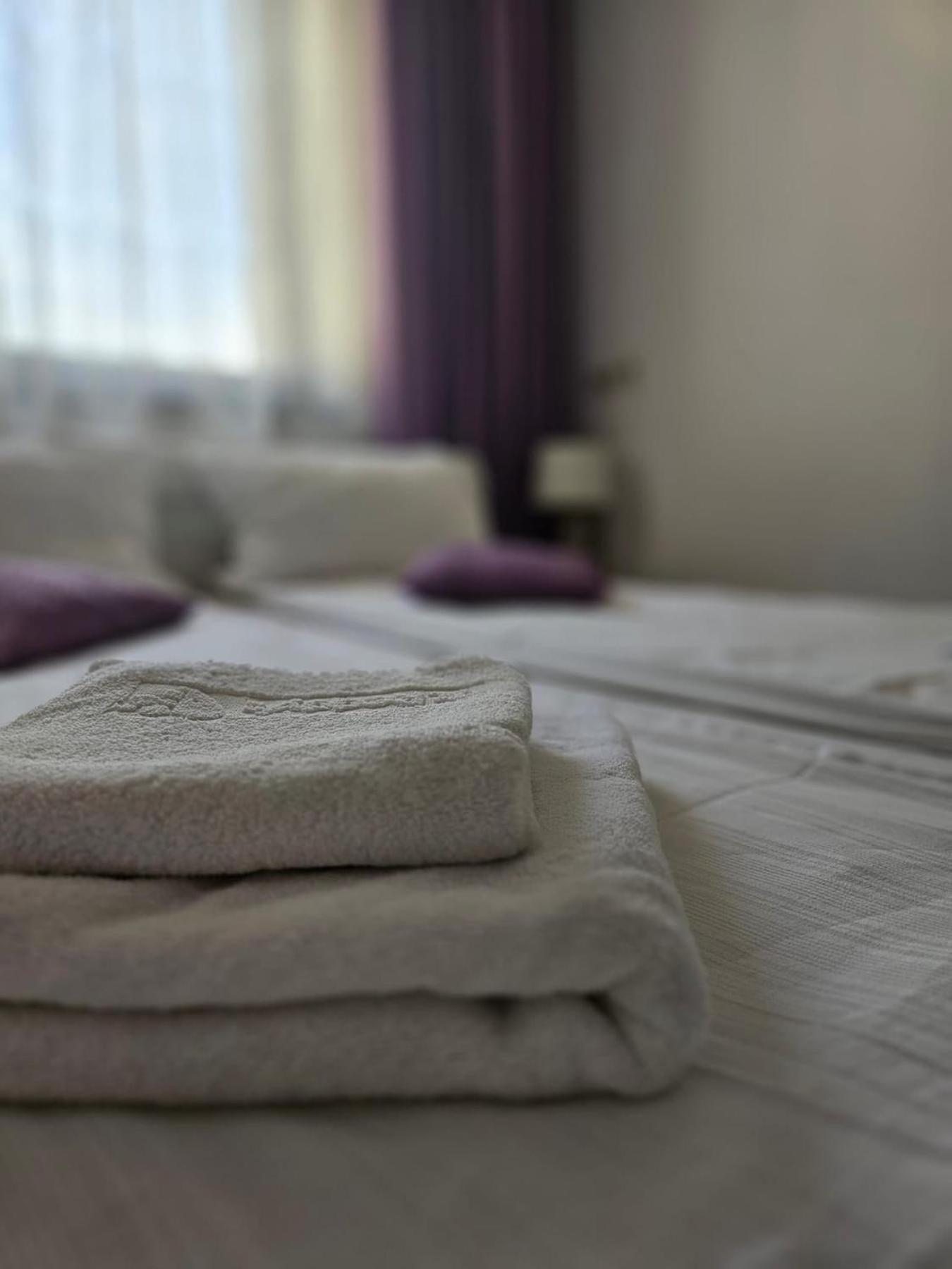 Complex Select Hotel Medias Luaran gambar