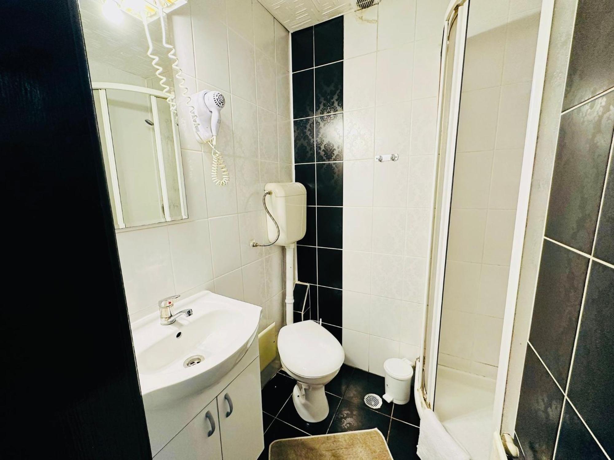 Complex Select Hotel Medias Luaran gambar