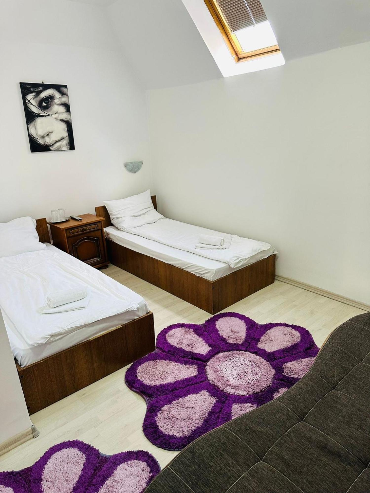Complex Select Hotel Medias Luaran gambar