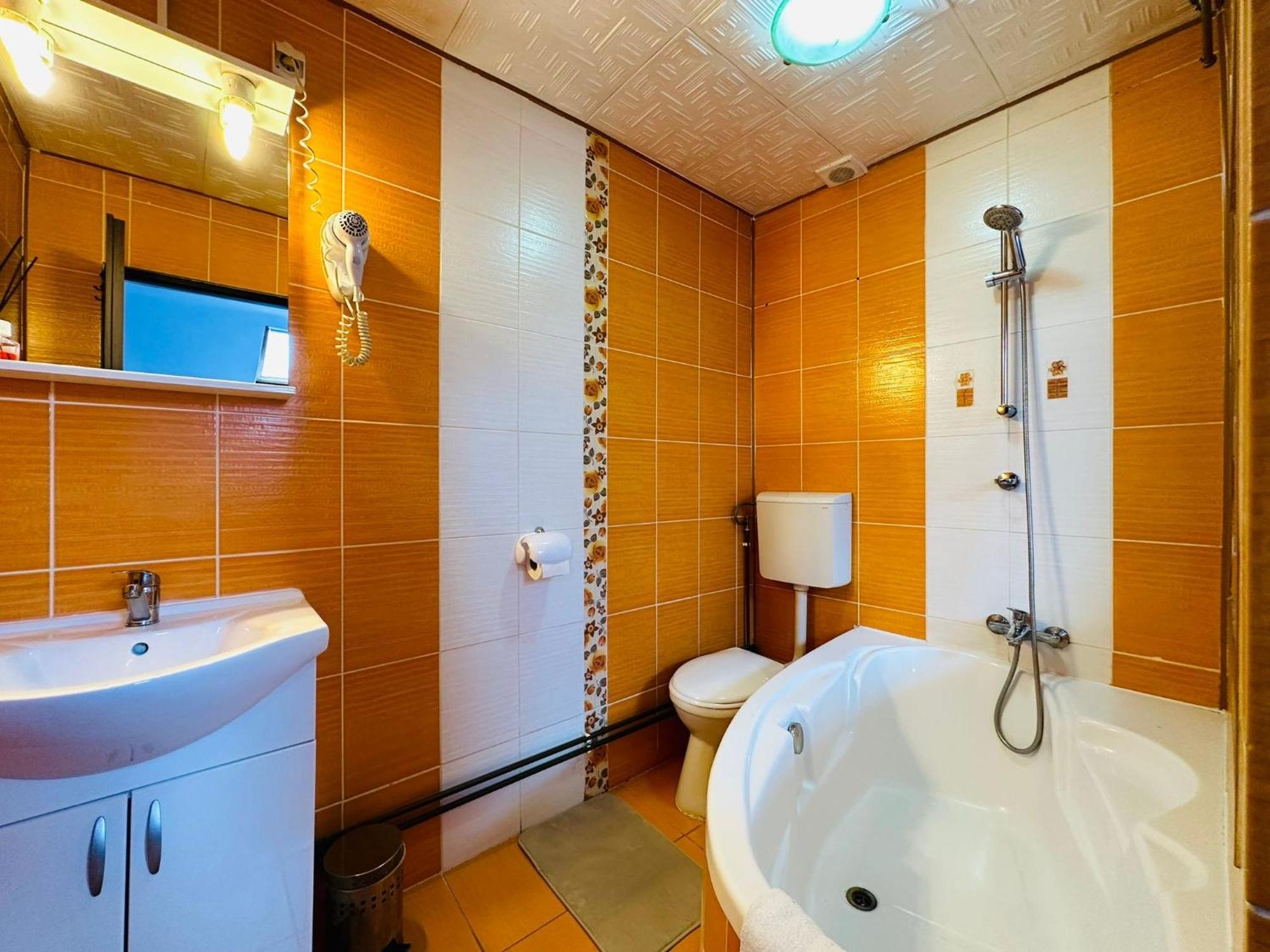 Complex Select Hotel Medias Luaran gambar