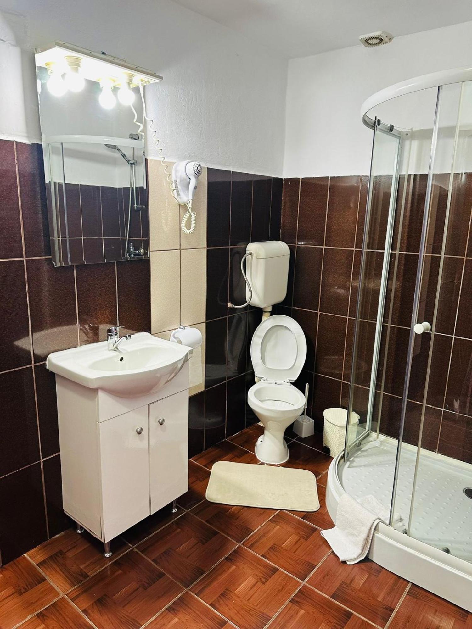 Complex Select Hotel Medias Luaran gambar